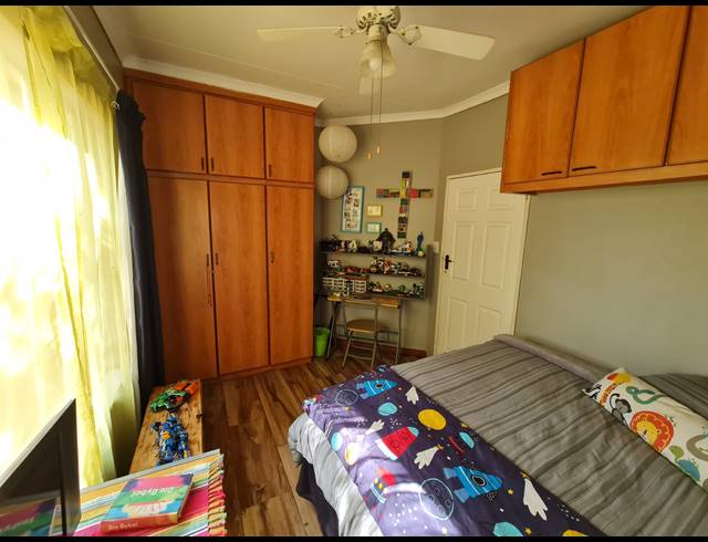 3 BEDROOM TOWNHOUSE TO LET IN LANGENHOVENPARK